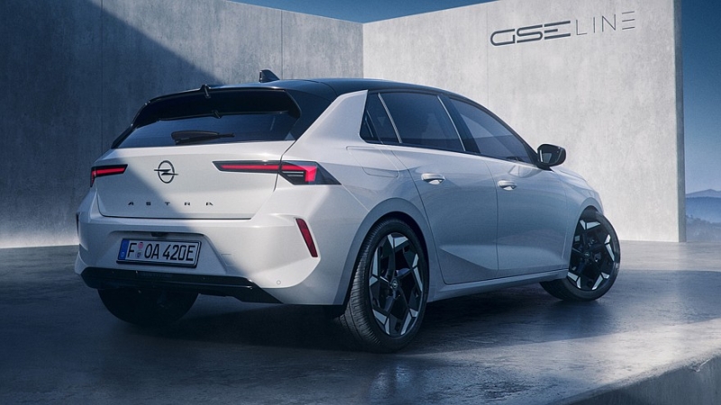 Opel показал Astra GSE Line: изменения в деталях и стандартная техника